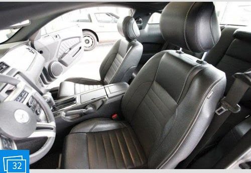 Used 2012 Ford Mustang Premium RWD image 16