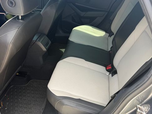 Used 2019 Volkswagen Jetta R-Line w/ R-Line Cold Weather Package FWD image 5