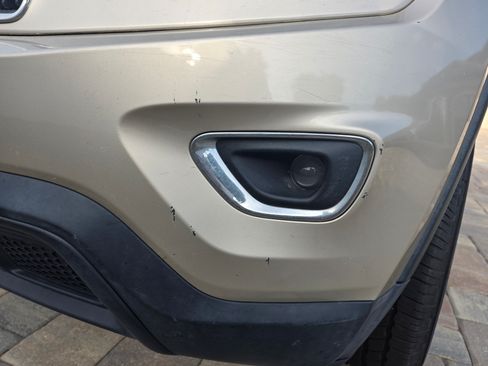 Used 2014 Jeep Grand Cherokee Laredo w/ 18" Wheel & 8.4" Radio Group image 19