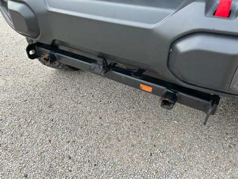 Used 2021 Jeep Wrangler Unlimited Rubicon w/ Xtreme Recon 35" Tire Package image 14