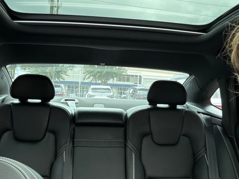 Used 2020 Volvo S90 T6 R-Design w/ Protection Package image 9