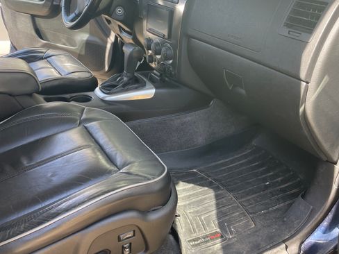 Used 2007 HUMMER H3 Luxury image 13