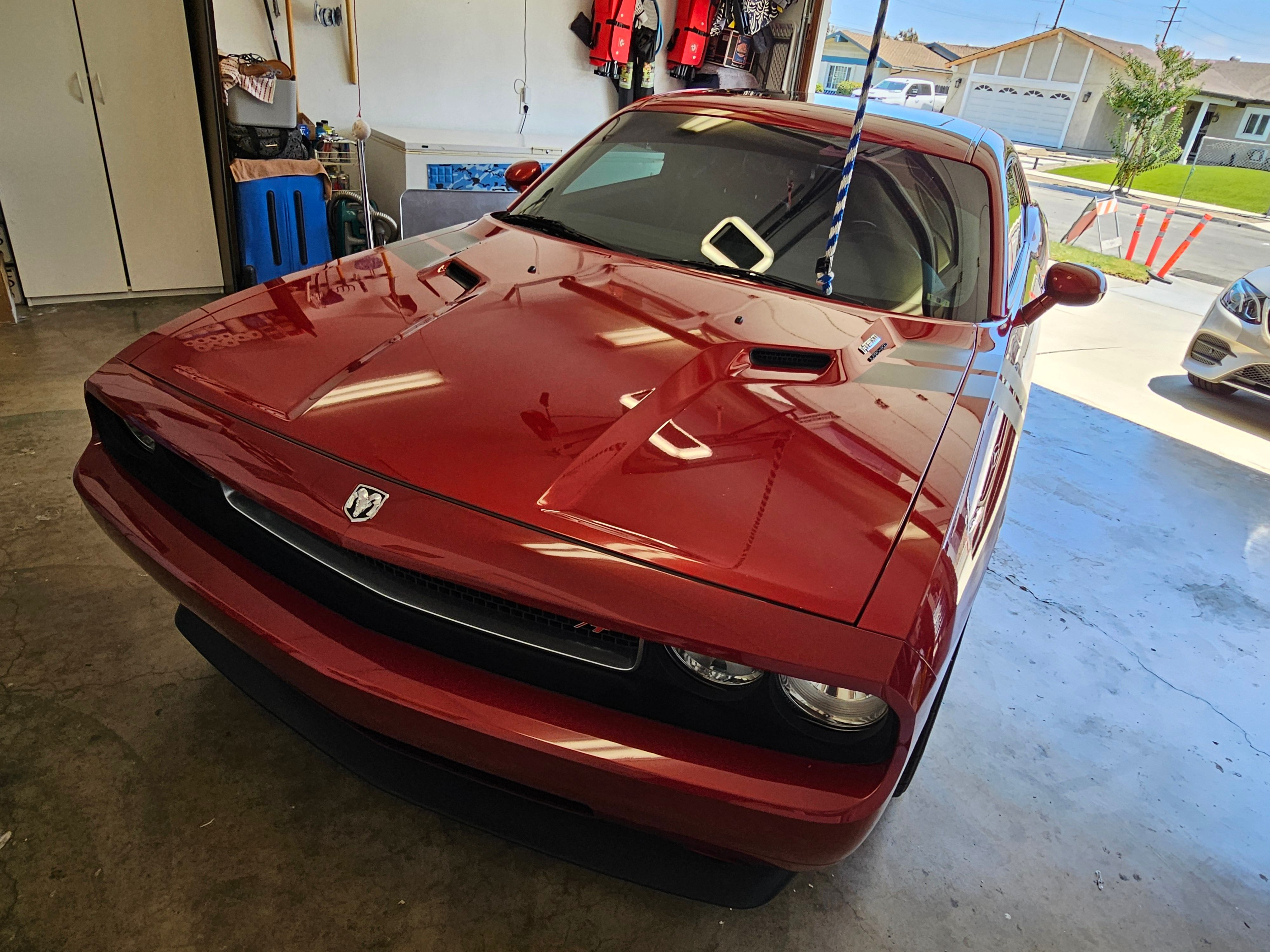 Used 2009 Dodge Challenger R/T RWD image 4