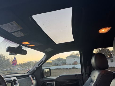 Used 2014 Ford F150 Platinum image 14