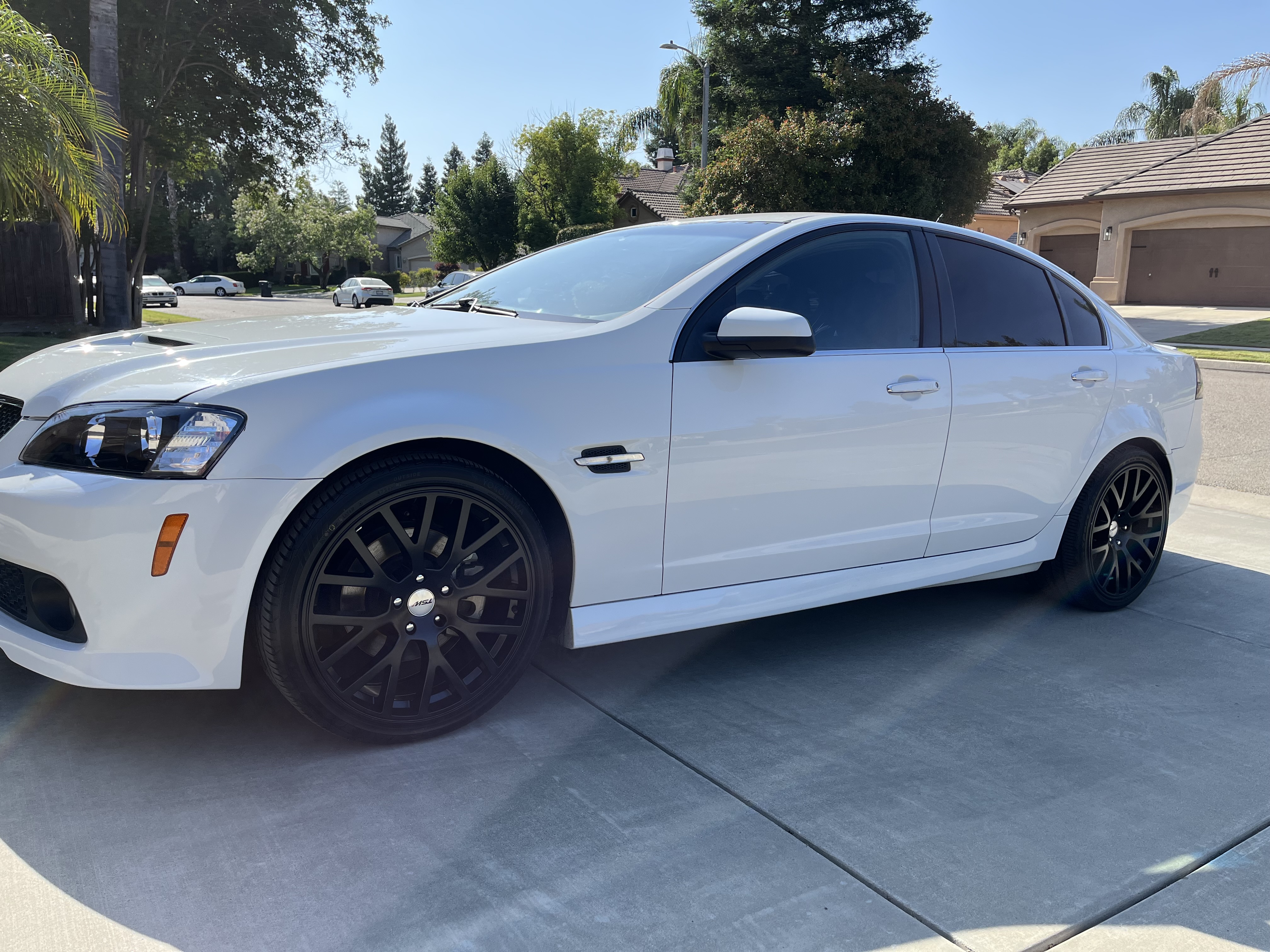 Used 2008 Pontiac G8 GT w/ Premium Package RWD image 4