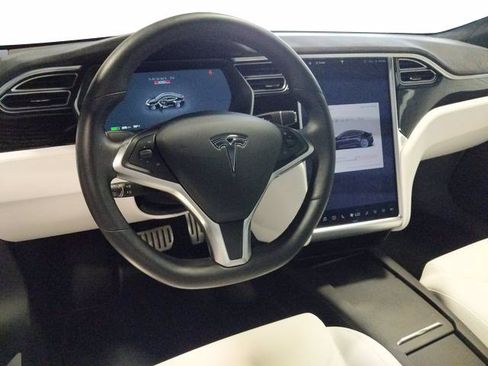 Used 2017 Tesla Model S P100D image 2