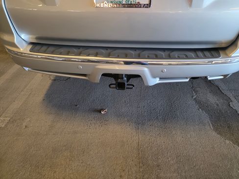 Used 2024 Toyota 4Runner Limited image 6