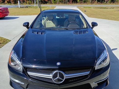 Used 2013 Mercedes-Benz SL 63 AMG image 8