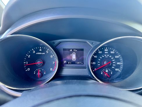 Used 2021 Kia Sedona LX FWD image 12