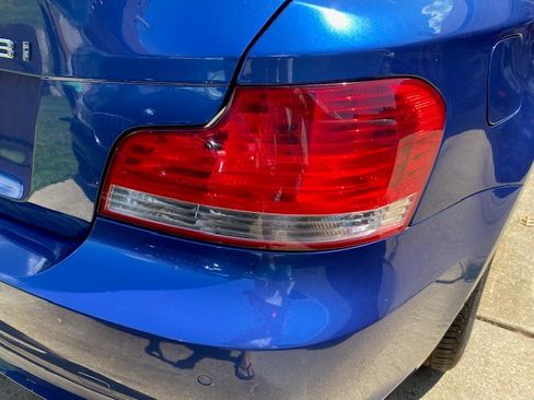 Used 2010 BMW 128i Convertible image 27