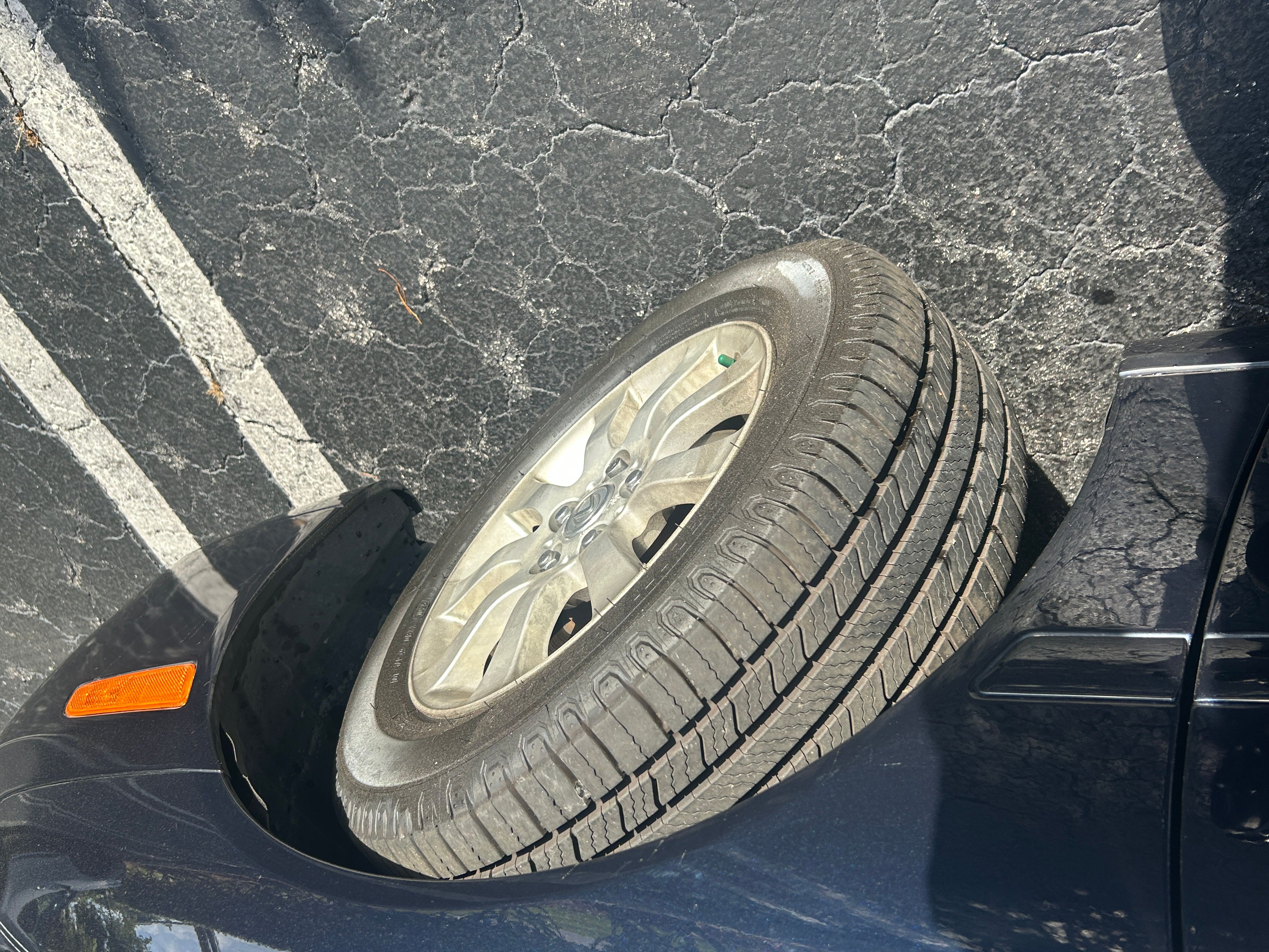 Used 2004 Lexus ES 330 FWD image 16