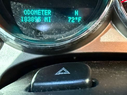 Used 2010 Chevrolet Silverado 1500 LT image 9