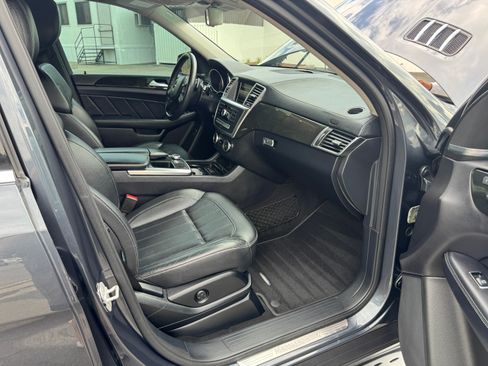 Used 2016 Mercedes-Benz GL 450 4MATIC image 6