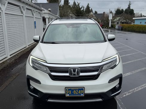 Used 2019 Honda Pilot Touring image 2