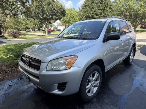 Used 2012 Toyota RAV4 4WD w/ Upgrade Value Pkg image 1