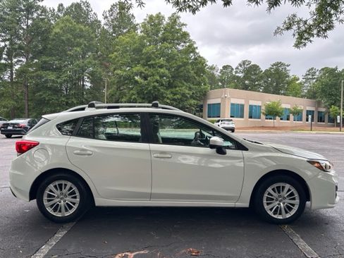 Used 2018 Subaru Impreza 2.0i Premium w/ Eyesight & BSD & Rcta AWD/4WD image 4
