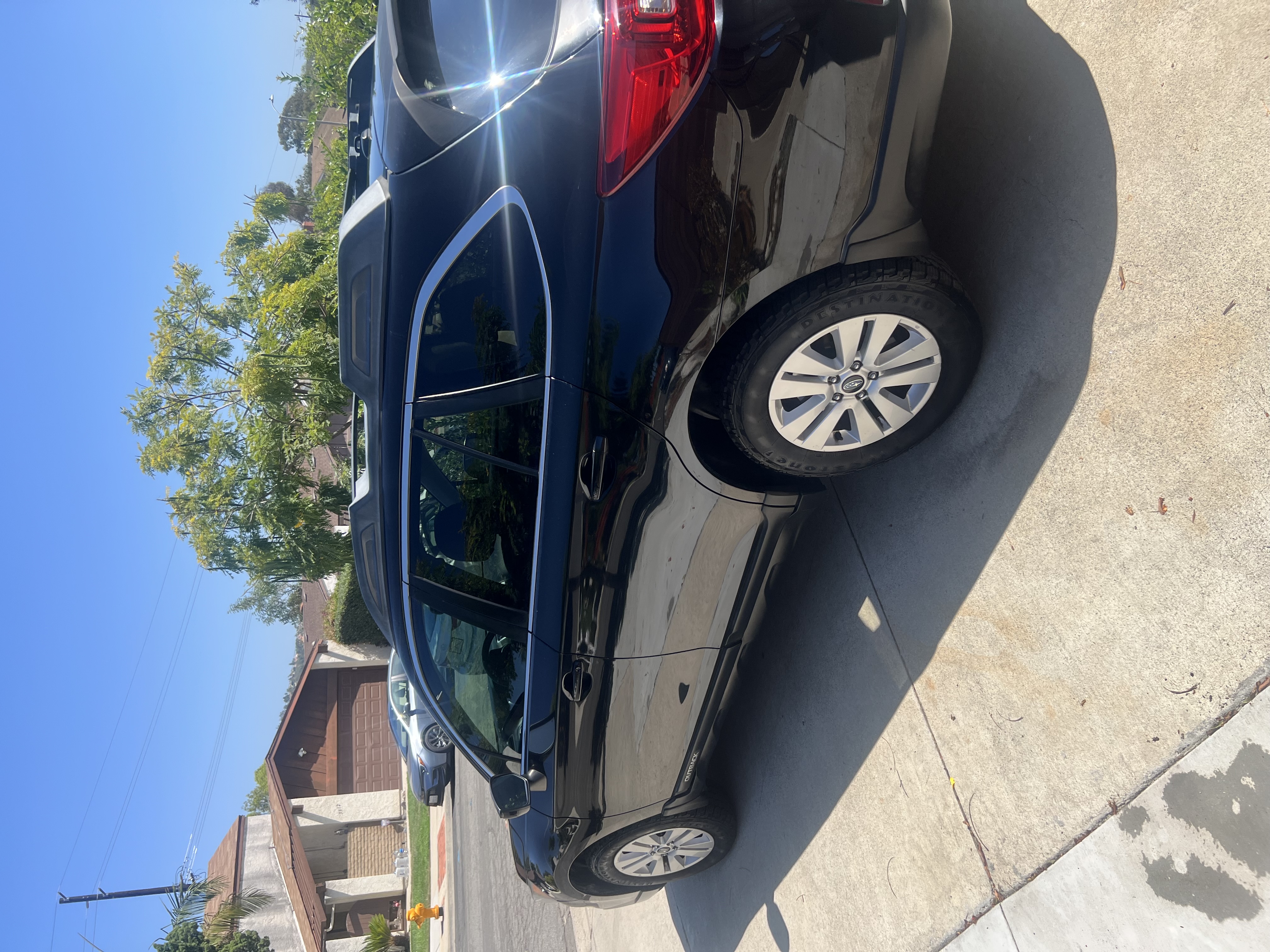 Used 2015 Subaru Outback 2.5i Premium w/ Popular Package #2 AWD/4WD image 2