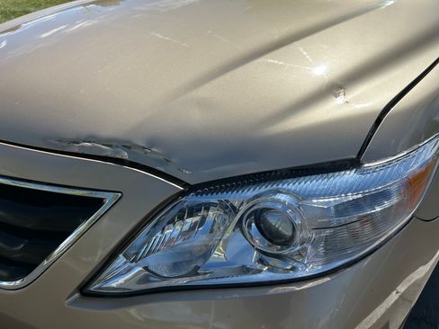 Used 2010 Toyota Camry FWD image 10