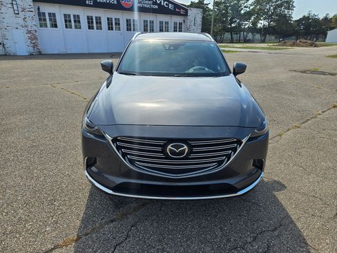 Used 2017 MAZDA CX-9 Grand Touring image 2