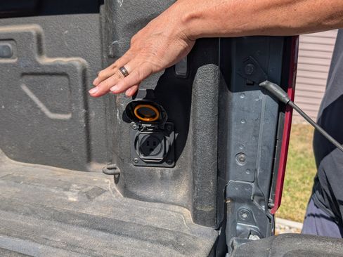 Used 2020 Chevrolet Silverado 2500 LTZ w/ LTZ Texas Edition image 25