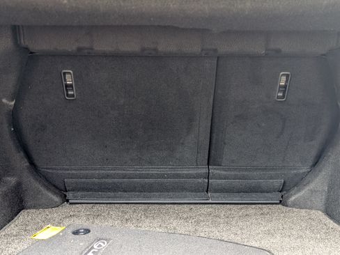 Used 2018 Lexus IS 300 F Sport w/ F Sport Package image 21