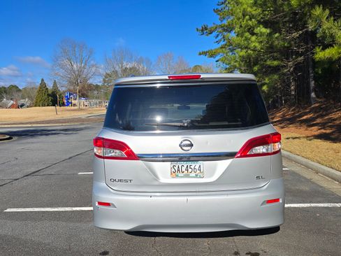 Used 2012 Nissan Quest SL image 6