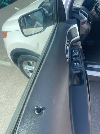 Used 2014 Ford Explorer Limited w/ Equipment Group 302A AWD/4WD image 12