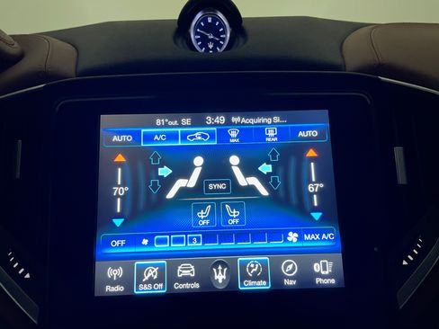Used 2019 Maserati Ghibli S image 18