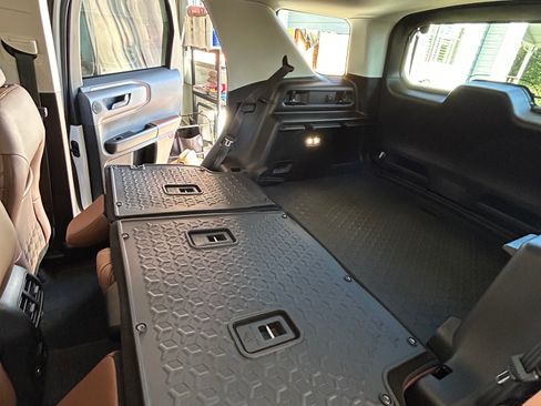 Used 2024 Ford Bronco Sport Outer Banks w/ Tech Package image 11