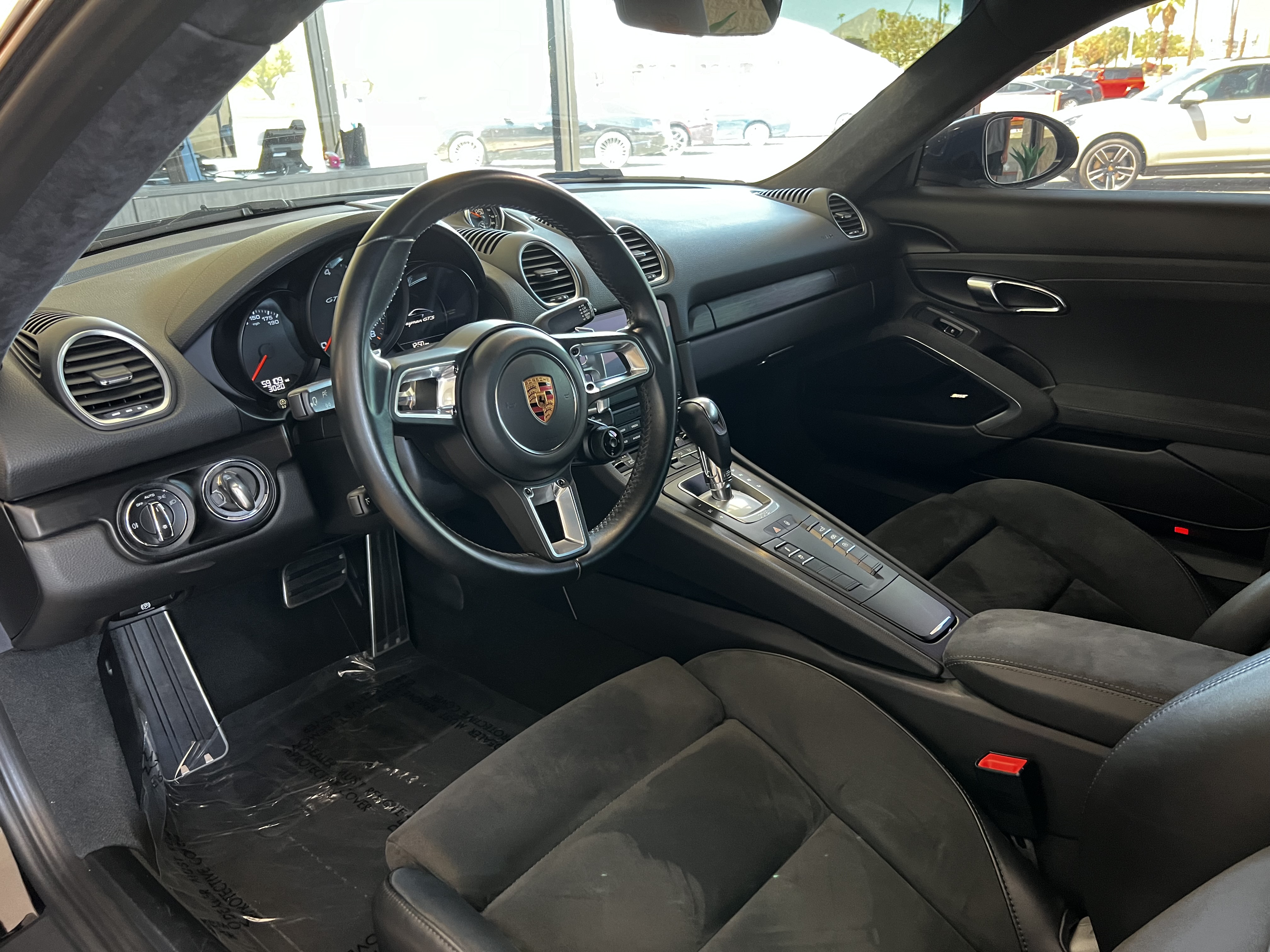 Used 2018 Porsche 718 Cayman GTS RWD image 9