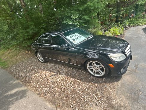 Used 2010 Mercedes-Benz C 300 4MATIC Sedan image 6