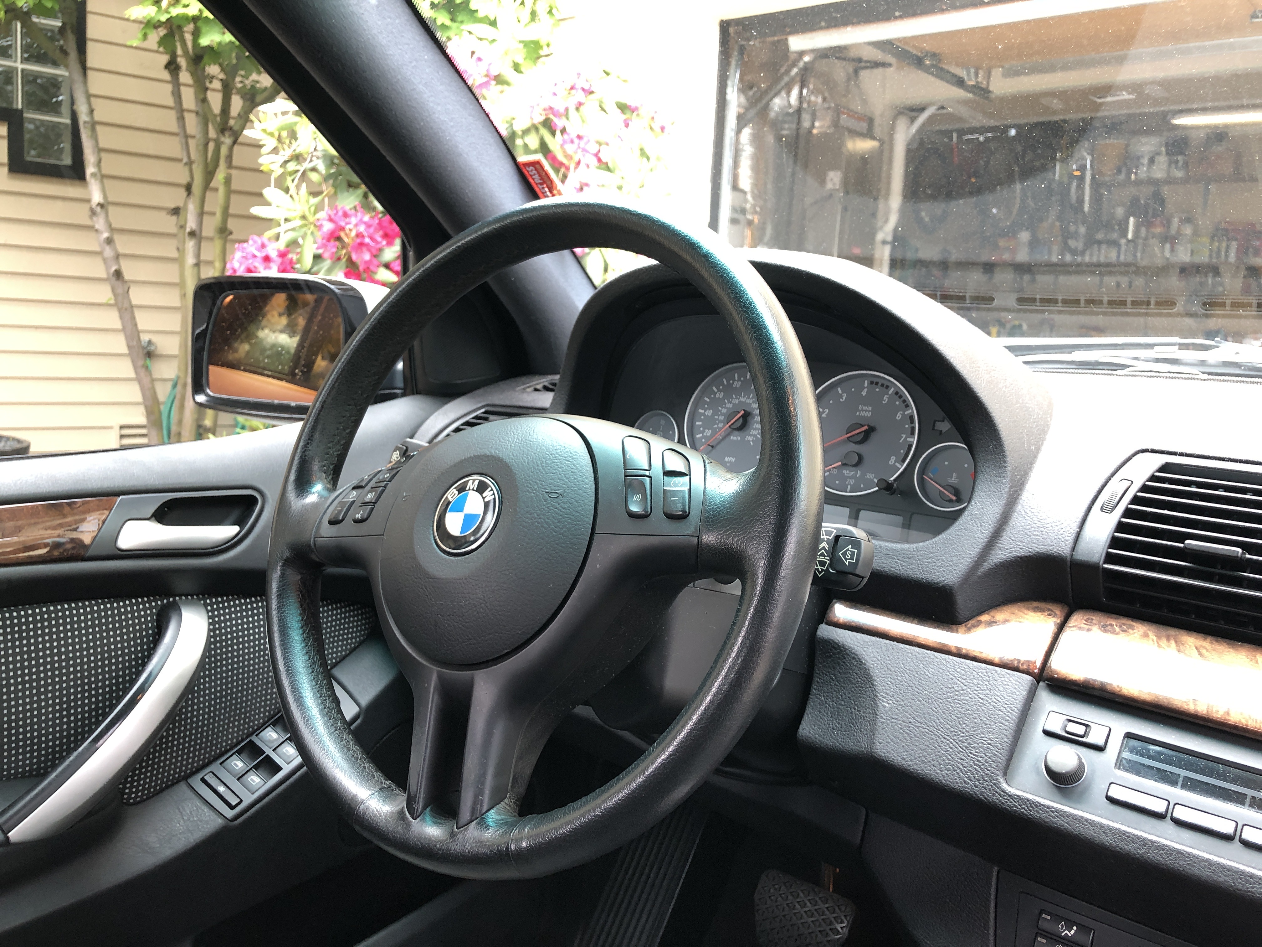 Used 2002 BMW X5 4.6is AWD/4WD image 17