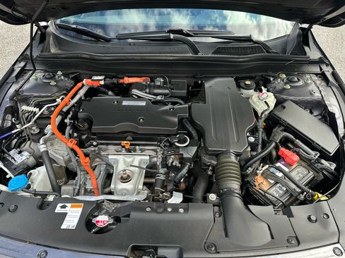 Used 2020 Honda Accord Hybrid image 18