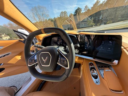 Used 2024 Chevrolet Corvette Stingray Convertible 2D w/ Z51 Performance Package image 15