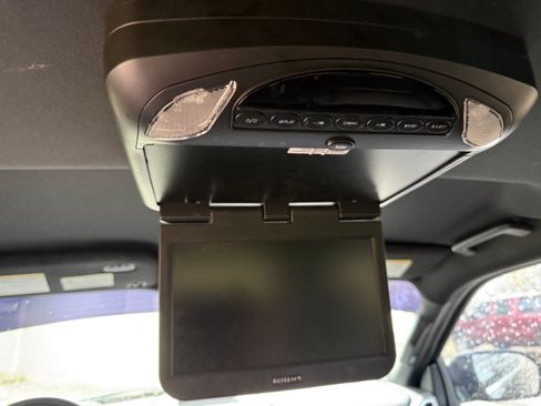 Used 2019 Ford Expedition XLT w/ Equipment Group 202A image 15