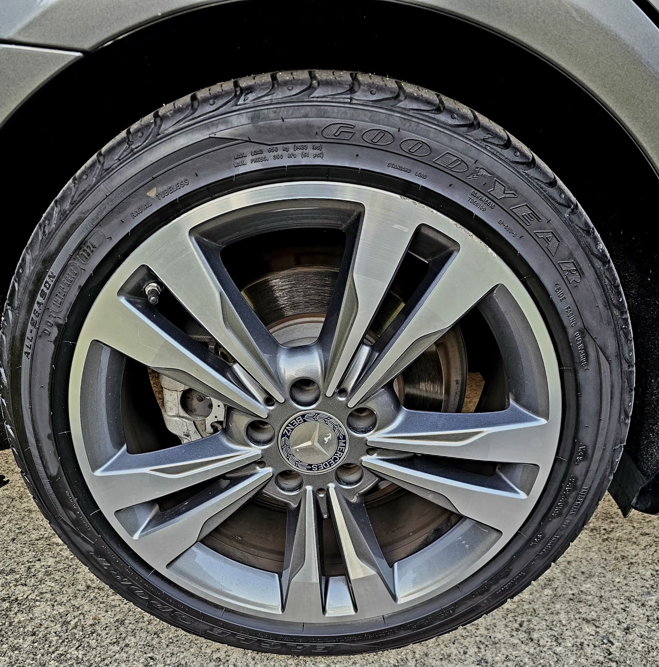 Used 2016 Mercedes-Benz E 350 Sedan image 19