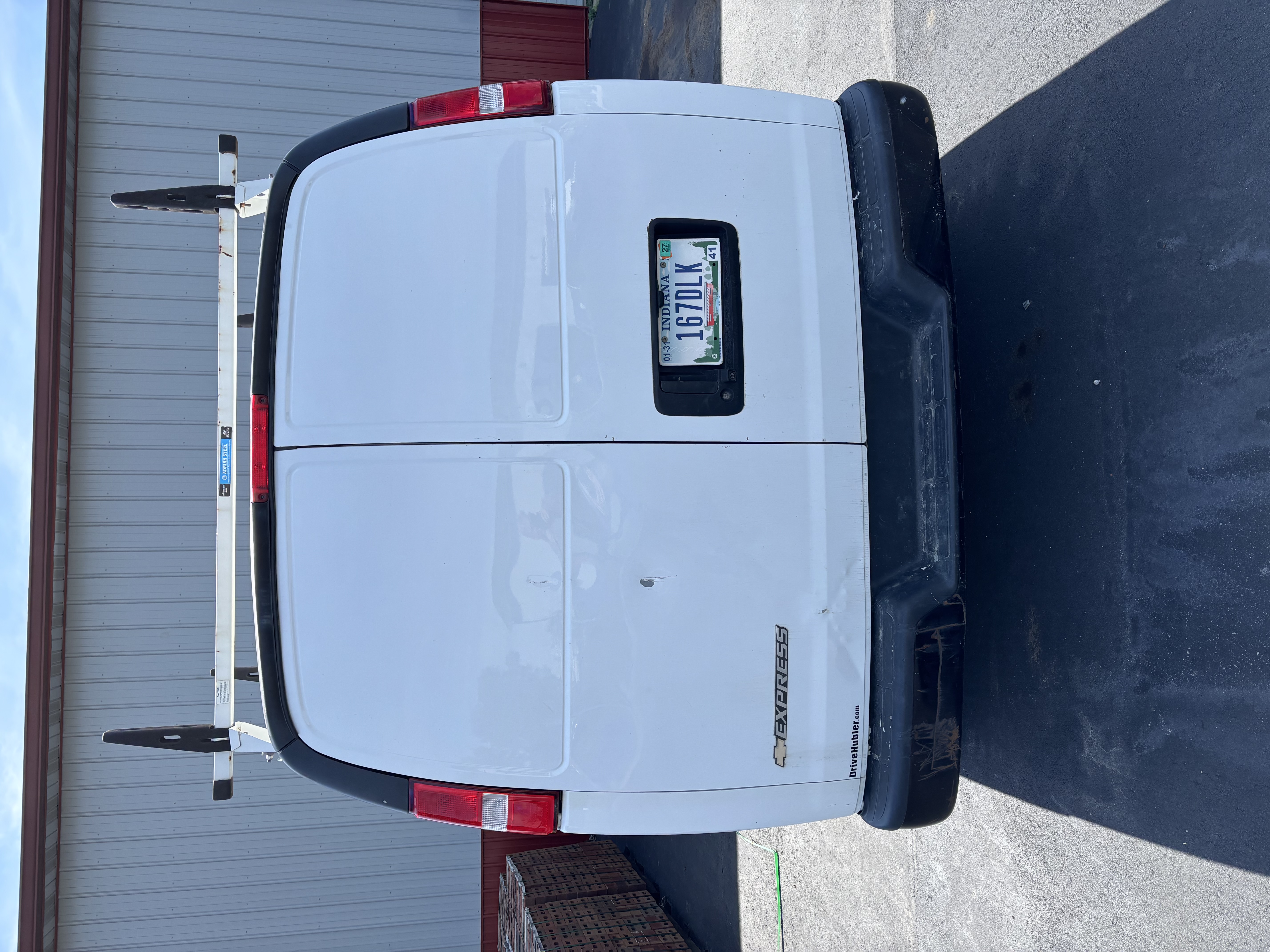 Used 2020 Chevrolet Express 2500 w/ Driver Convenience Package RWD image 2