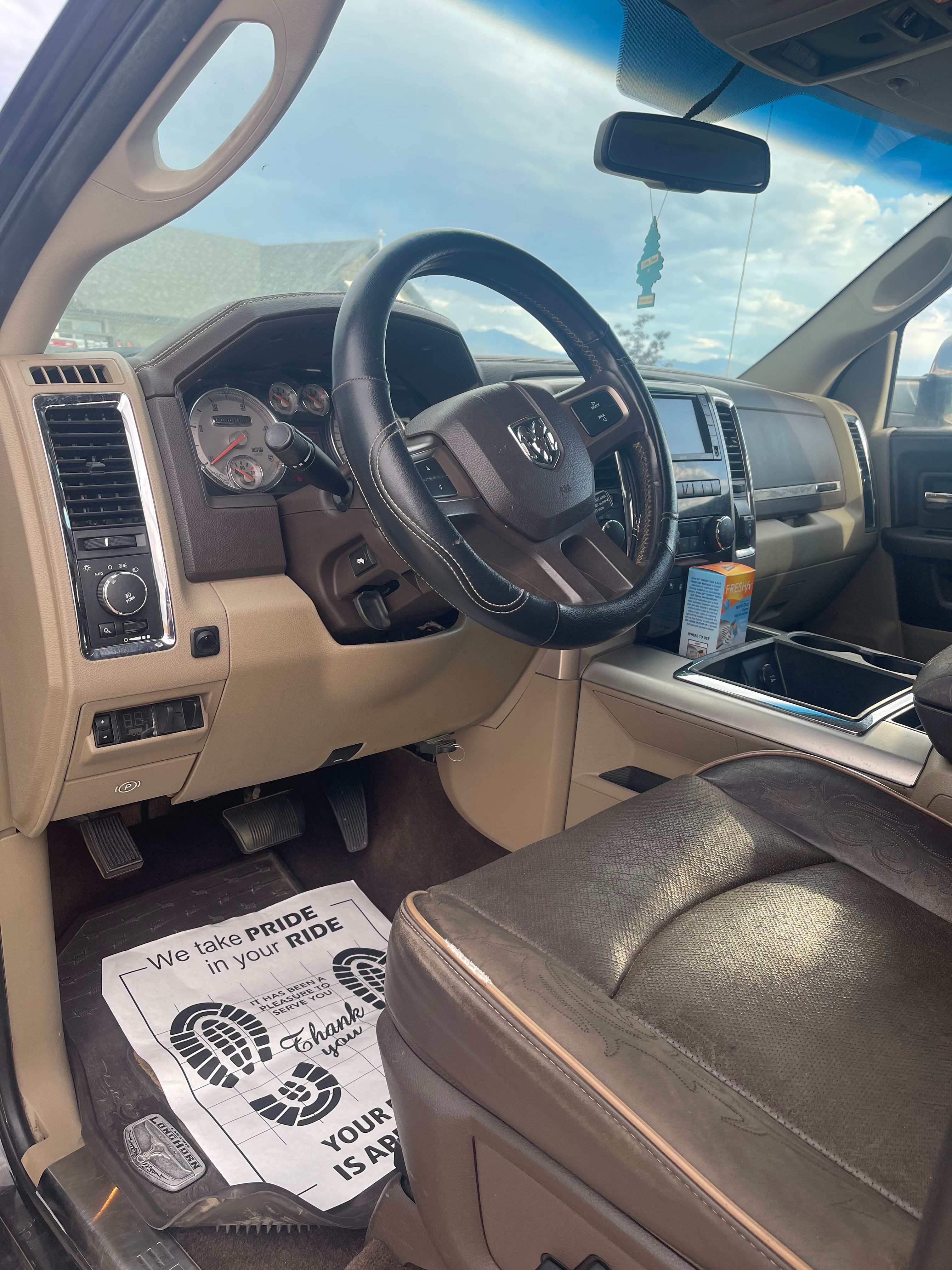 Used 2011 RAM 2500 Longhorn w/ Protection Group AWD/4WD image 8