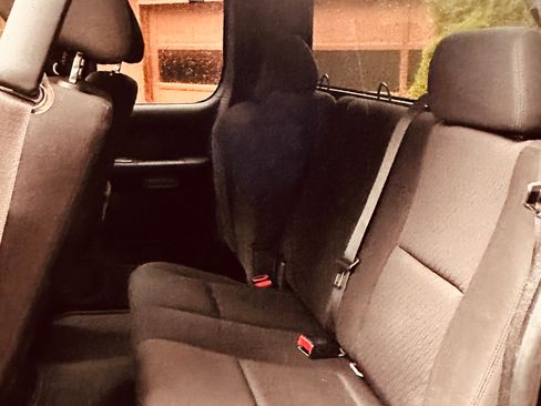 Used 2010 Chevrolet Silverado 1500 LT w/ Power Pack Plus image 5