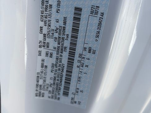 Used 2024 Ford F350 XLT w/ Camper Package image 29