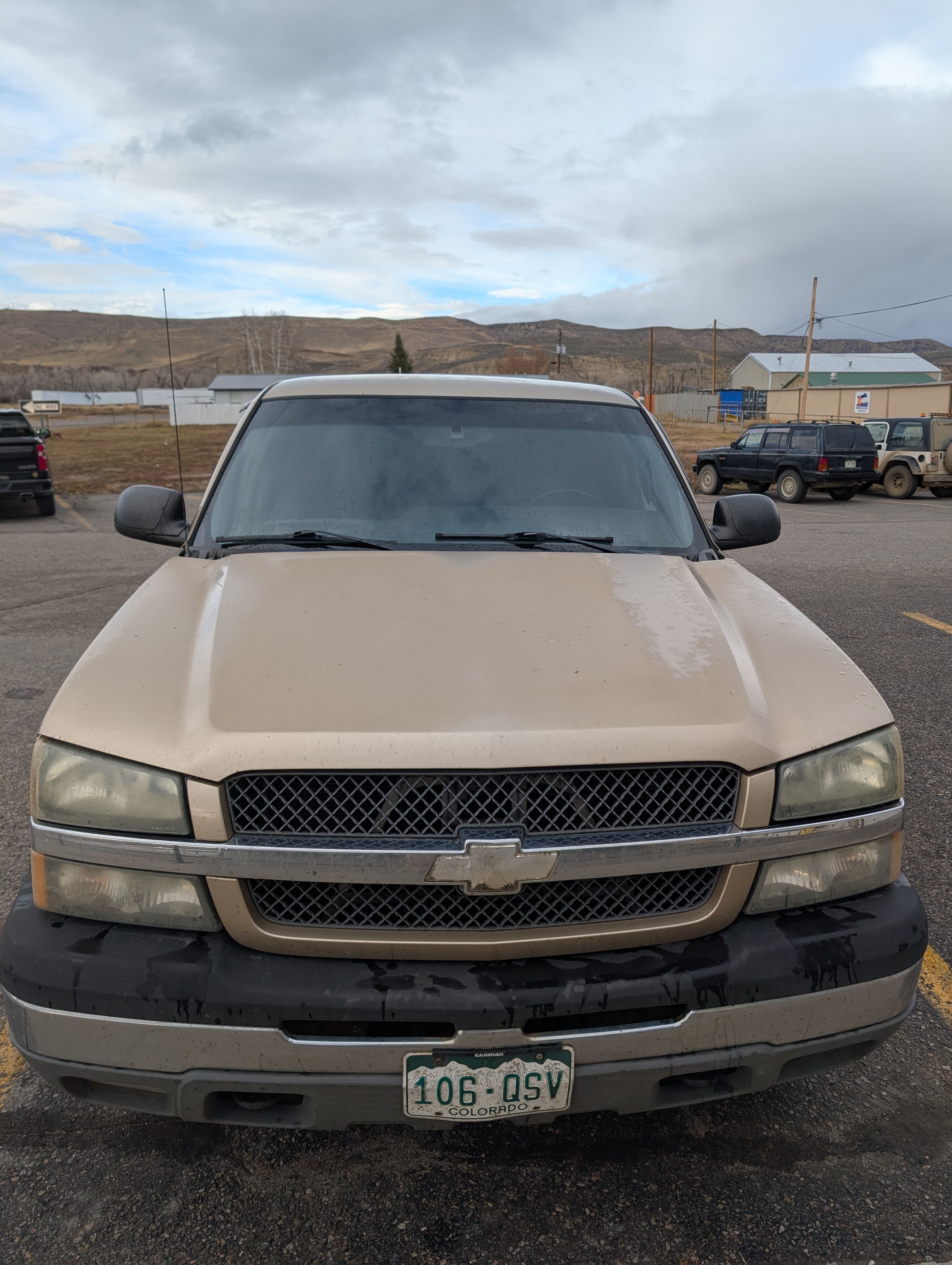 Used 2005 Chevrolet Silverado 1500 LS w/ Light Duty Power Package AWD/4WD image 2