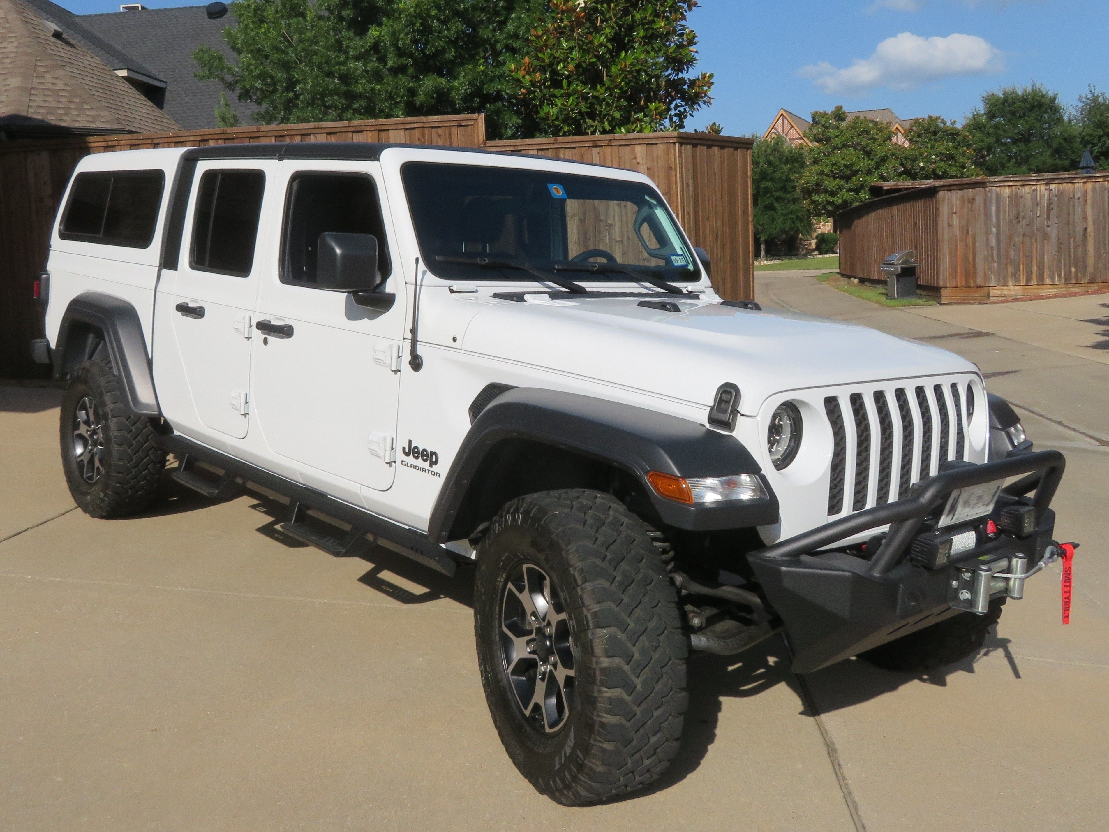 Used 2020 Jeep Gladiator Sport w/ Quick Order Package 24S AWD/4WD image 9