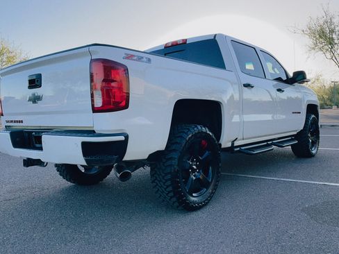 Used 2017 Chevrolet Silverado 1500 LTZ Z71 w/ Redline Edition AWD/4WD image 24
