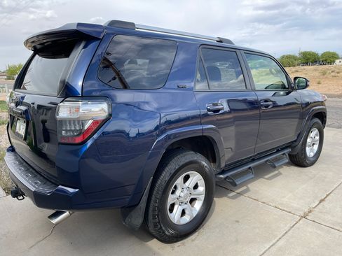 Used 2020 Toyota 4Runner SR5 Premium image 6