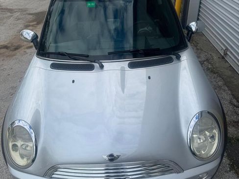 Used 2004 MINI Cooper Hardtop image 8