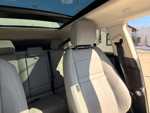 Used 2024 Land Rover Range Rover Evoque S image 14