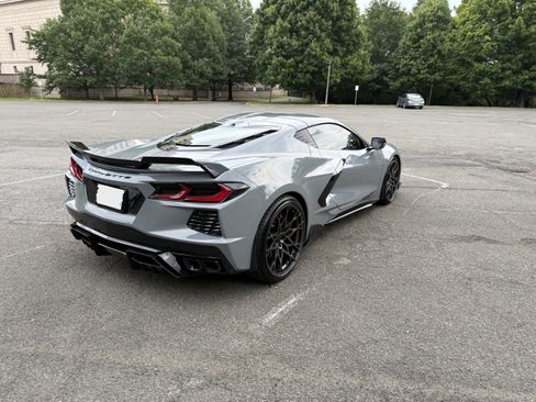 Used 2024 Chevrolet Corvette Stingray Premium Cpe w/ Z51 Performance Package RWD image 6