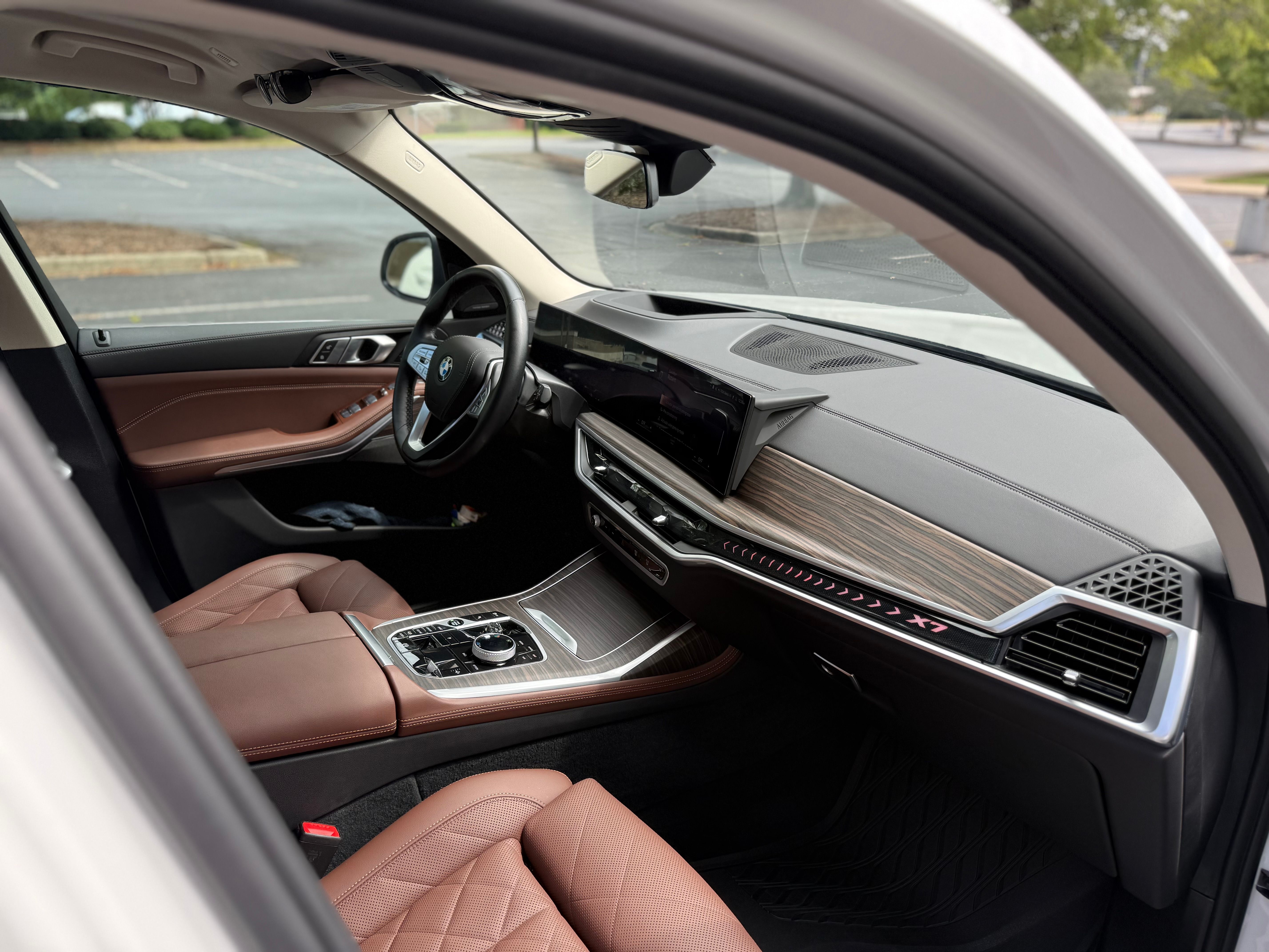 Used 2023 BMW X7 xDrive40i w/ Executive Package AWD/4WD image 13