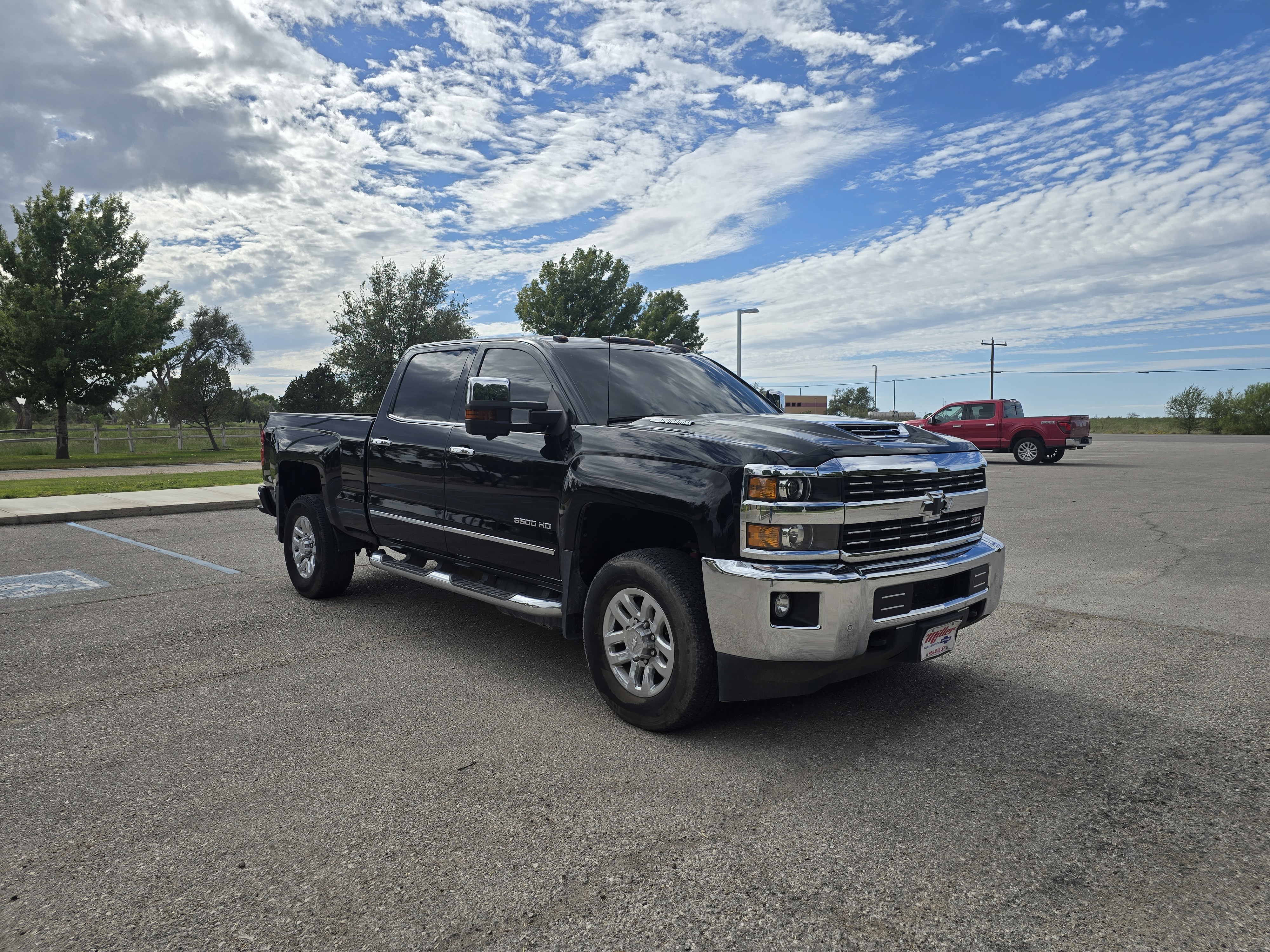 Used 2017 Chevrolet Silverado 3500 LTZ w/ Duramax Plus Package AWD/4WD image 5
