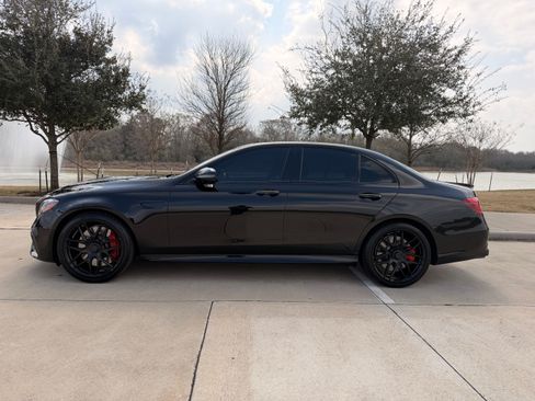 Used 2019 Mercedes-Benz E 63 AMG S image 5